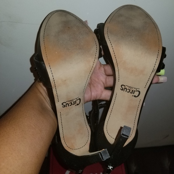 Sandals - Picture 5 of 5
